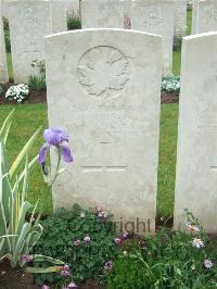 Etaples Military Cemetery - Simpson, P